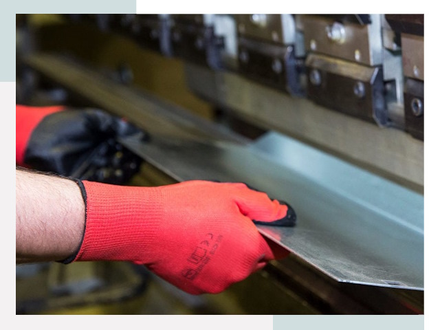 Гибка металла в Новосибирск от 610 руб. - Надёжно и быстро