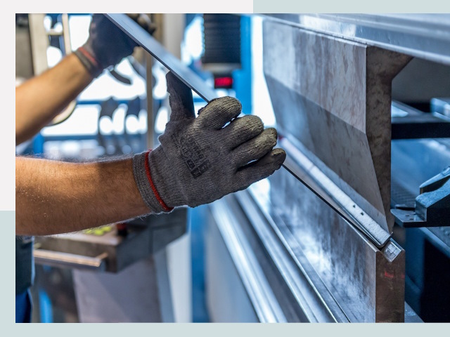 Гибка металла в Новосибирске